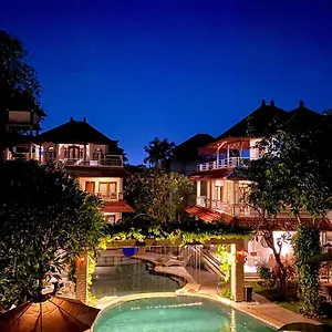 Hotel Kusnadi ***