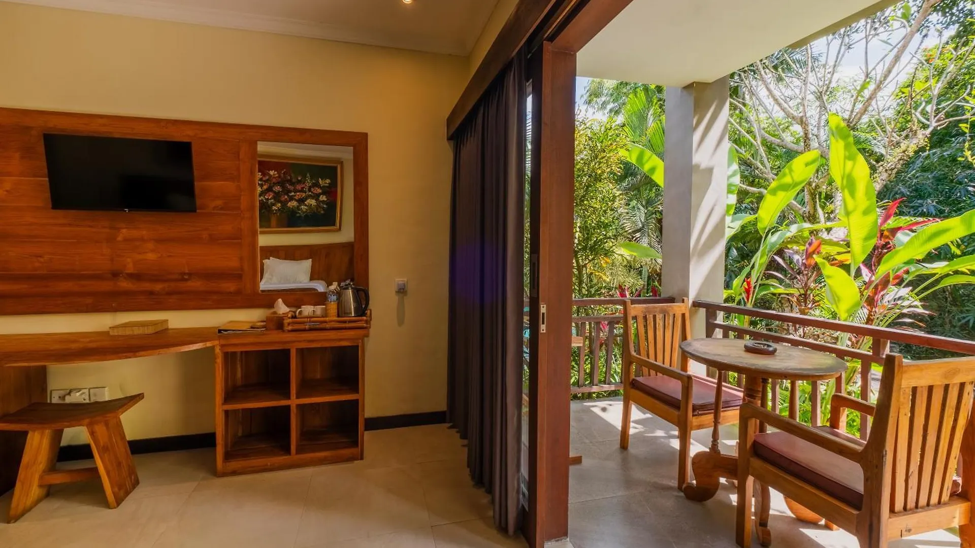 Alamdini Resort Ubud 3*,